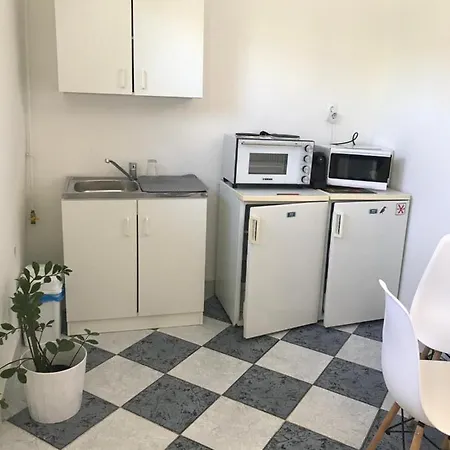 Dora Apartman Bük